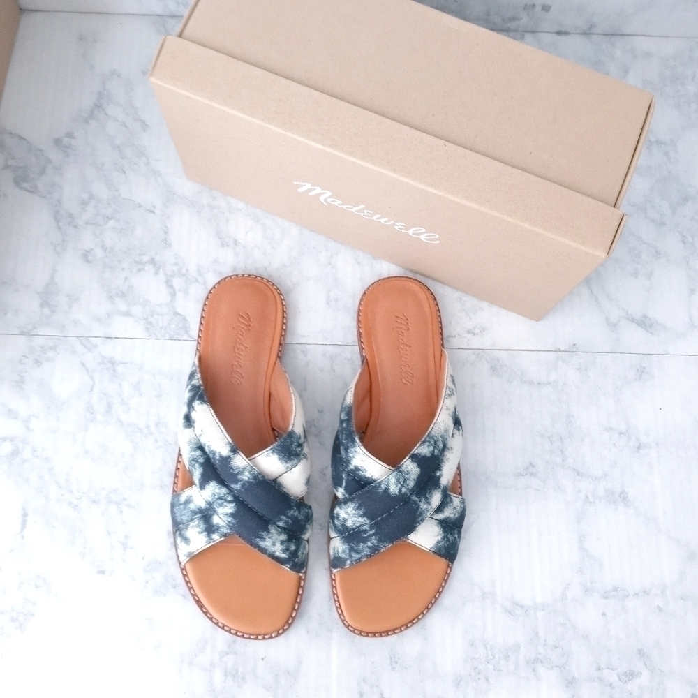 Madewell | Tie-Dye Puffy Strap Sandals
